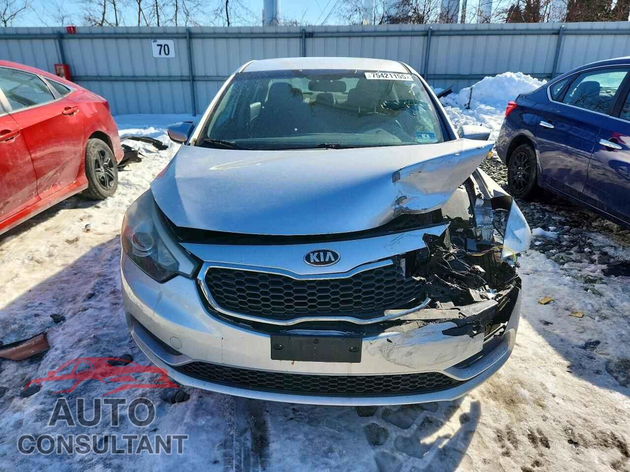 KIA FORTE 2014 - KNAFK4A67E5178624