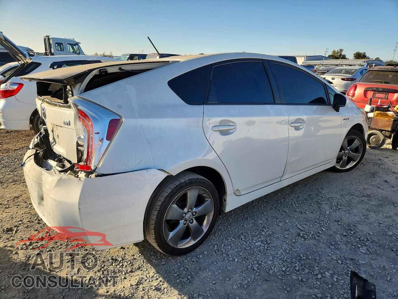 TOYOTA PRIUS 2013 - JTDKN3DU4D5608024