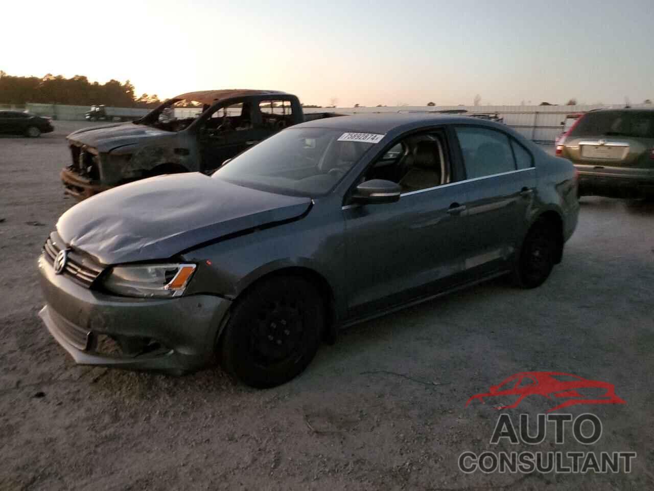 VOLKSWAGEN JETTA 2013 - 3VWDX7AJXDM432253