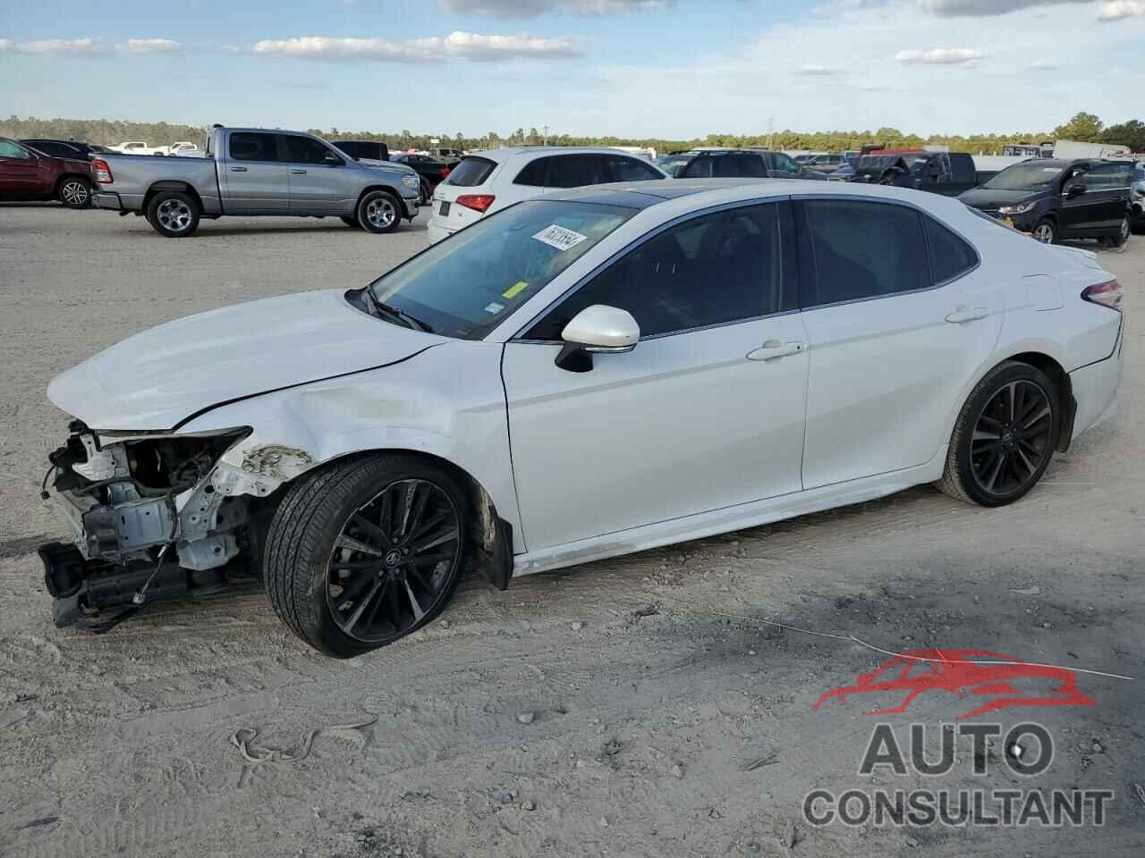 TOYOTA CAMRY 2019 - 4T1B61HK3KU742371