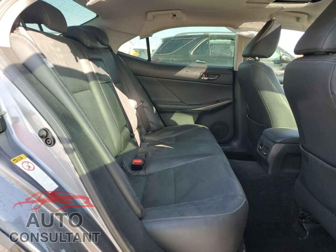 LEXUS IS 2014 - JTHBF1D24E5014808