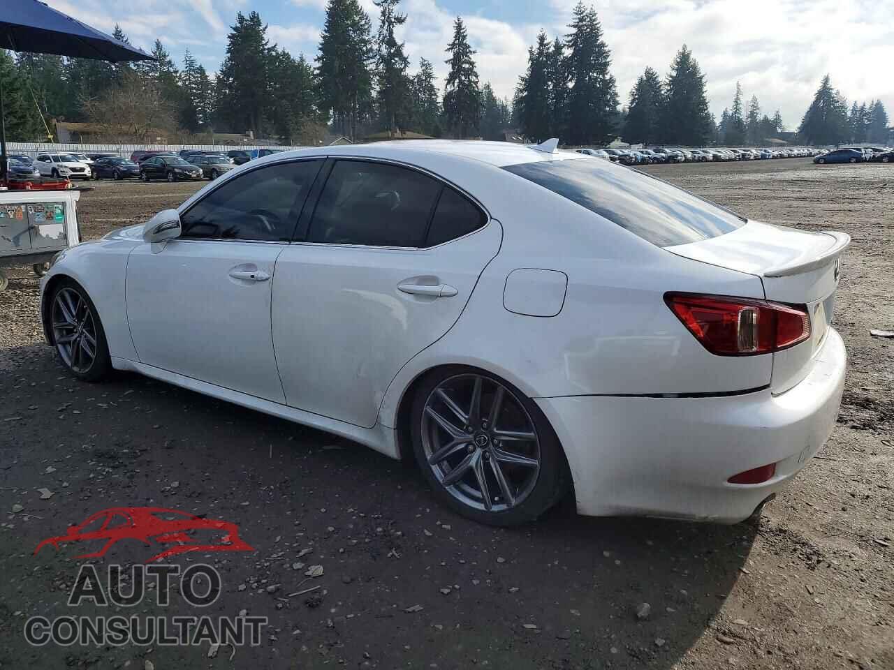 LEXUS IS 2012 - JTHCF5C26C5054754