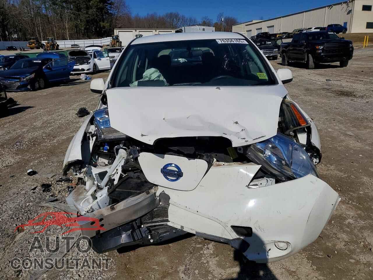 NISSAN LEAF 2015 - 1N4AZ0CP2FC317472
