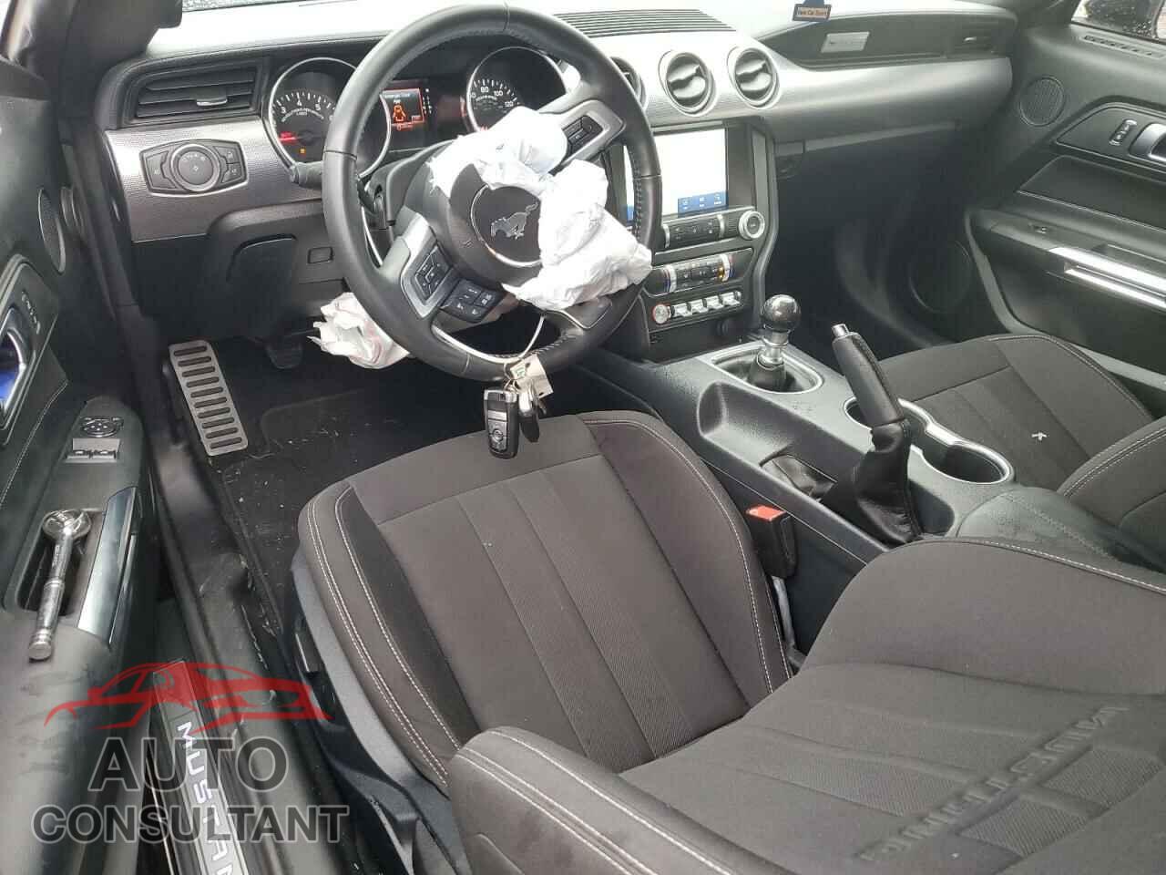 FORD MUSTANG 2021 - 1FA6P8CF6M5152903