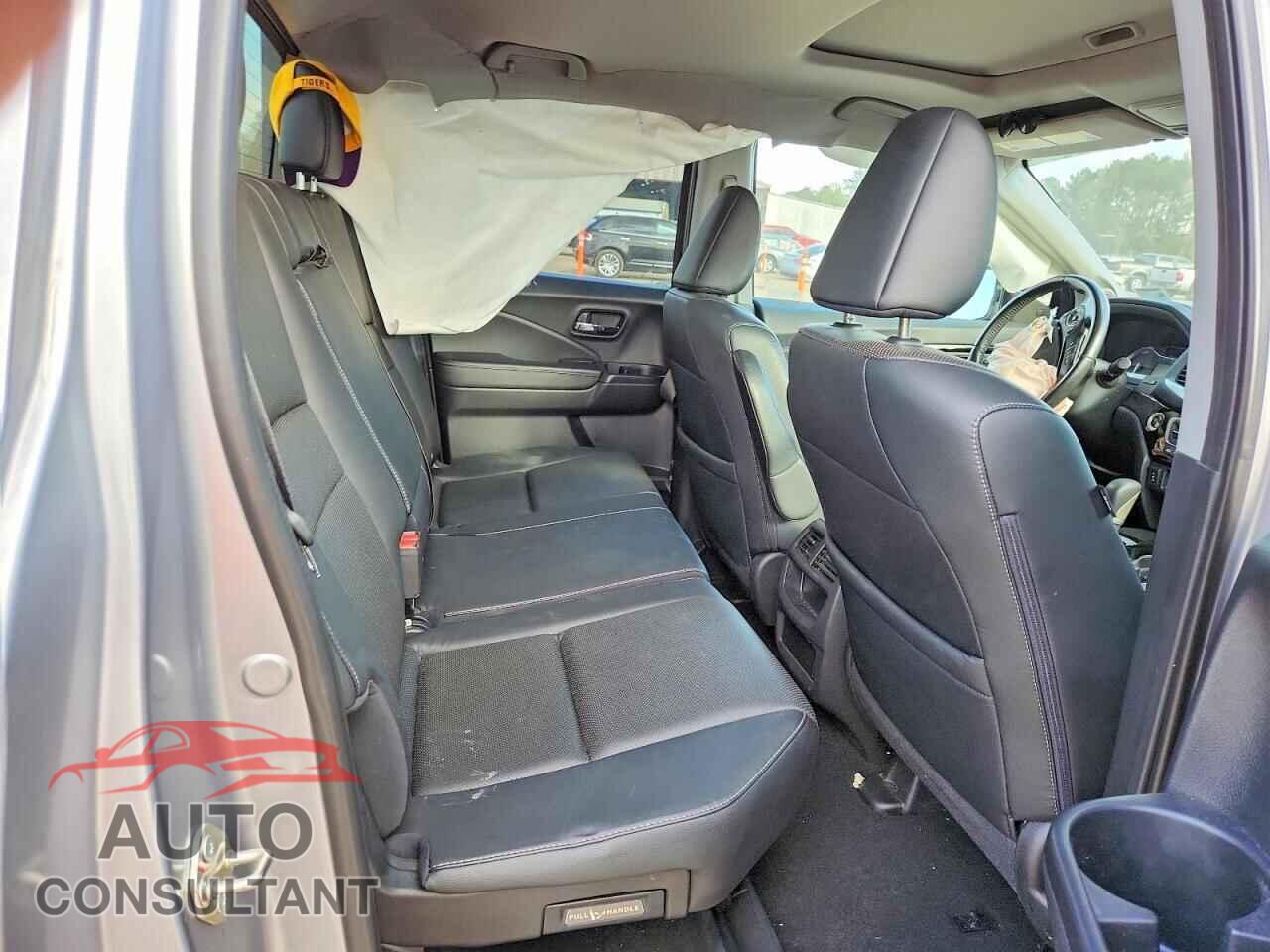 HONDA RIDGELINE 2018 - 5FPYK3F78JB013057