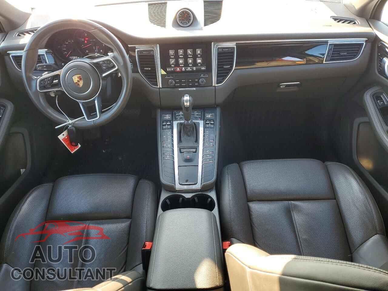 PORSCHE MACAN 2018 - WP1AA2A59JLB06288