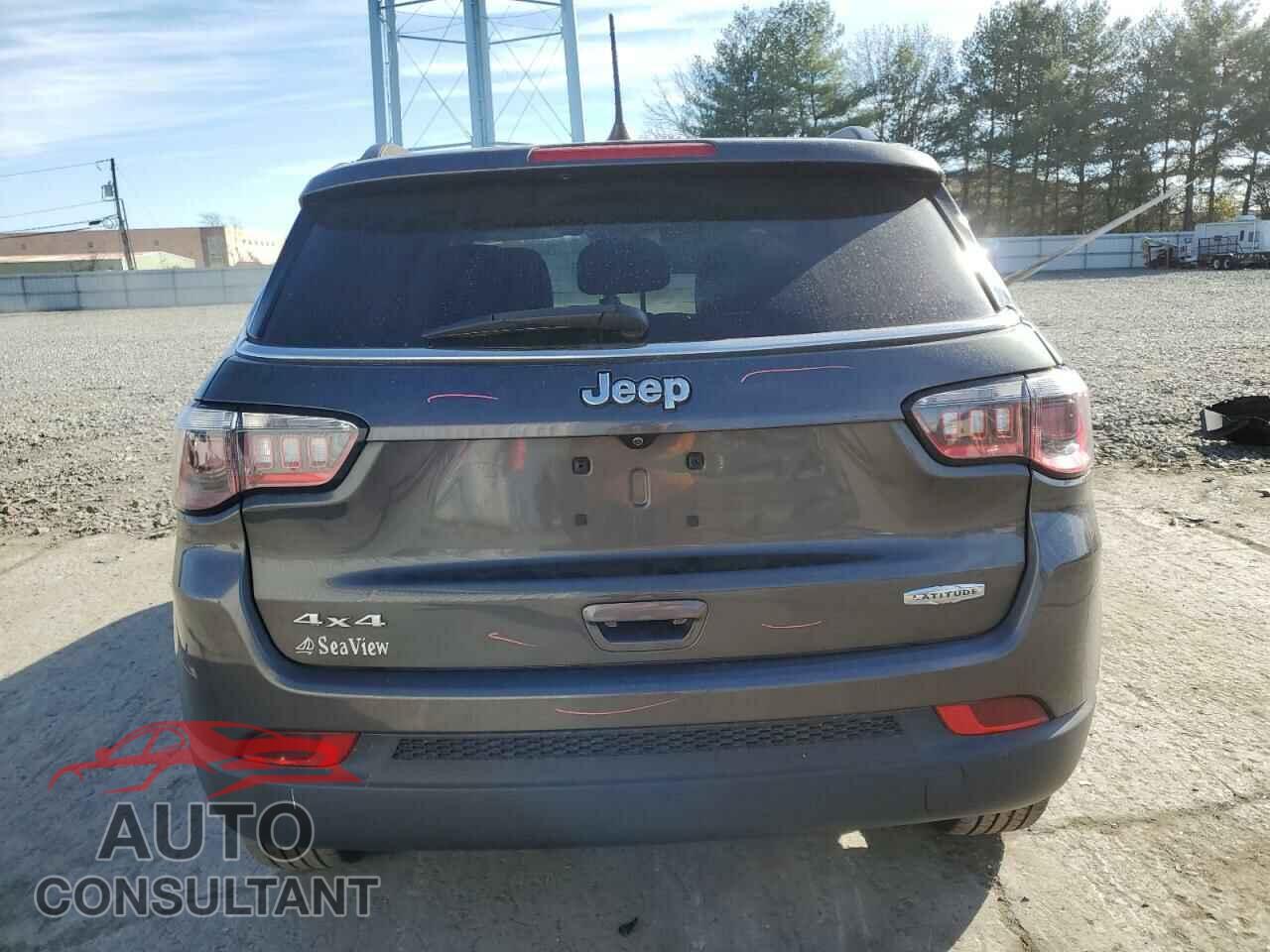 JEEP COMPASS 2018 - 3C4NJDBB7JT112677