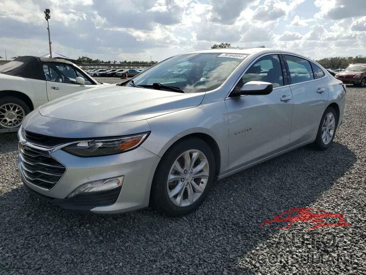 CHEVROLET MALIBU 2021 - 1G1ZD5ST5MF017534