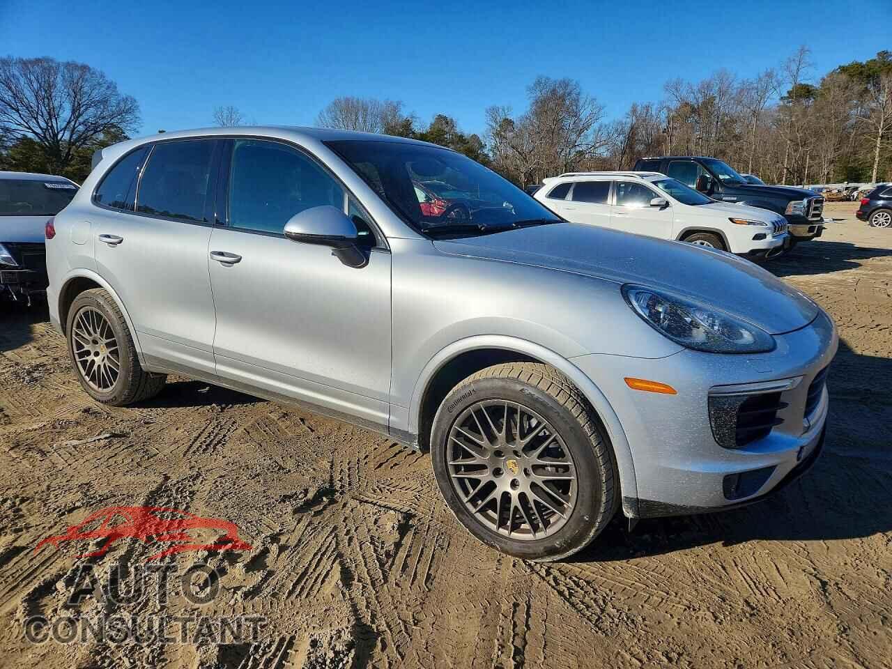 PORSCHE CAYENNE 2017 - WP1AA2A22HKA83605