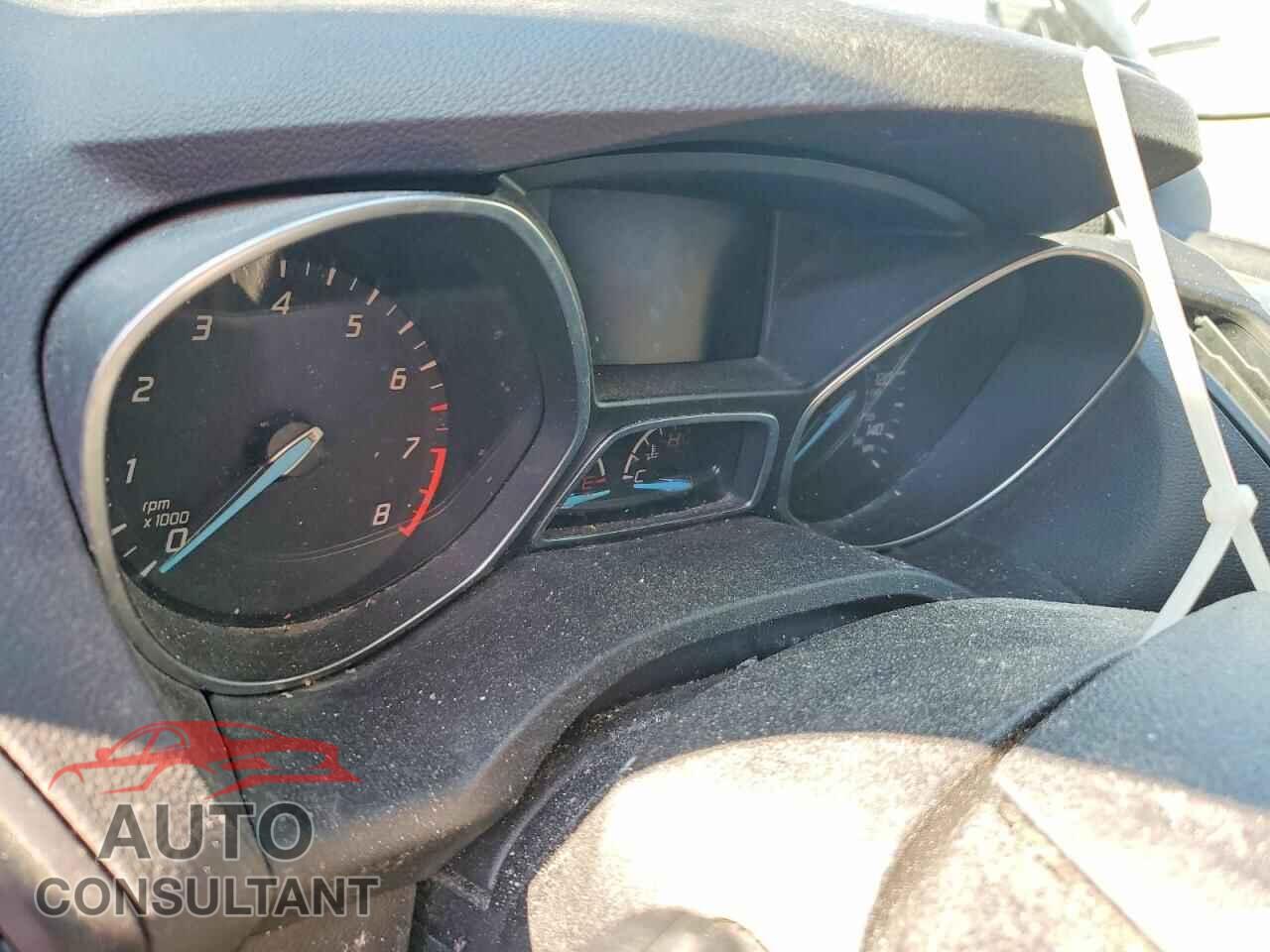 FORD ESCAPE 2015 - 1FMCU9G94FUC65026