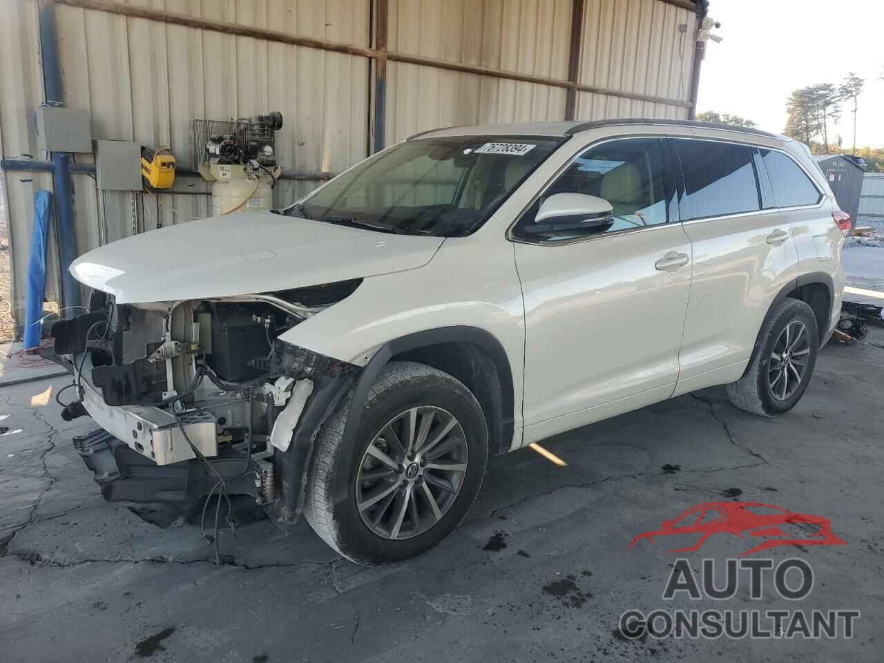 TOYOTA HIGHLANDER 2018 - 5TDKZRFH3JS536648