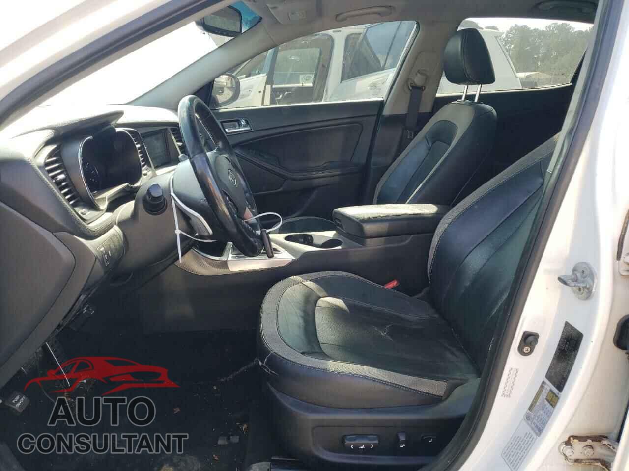 KIA OPTIMA 2011 - KNAGR4A67B5139690