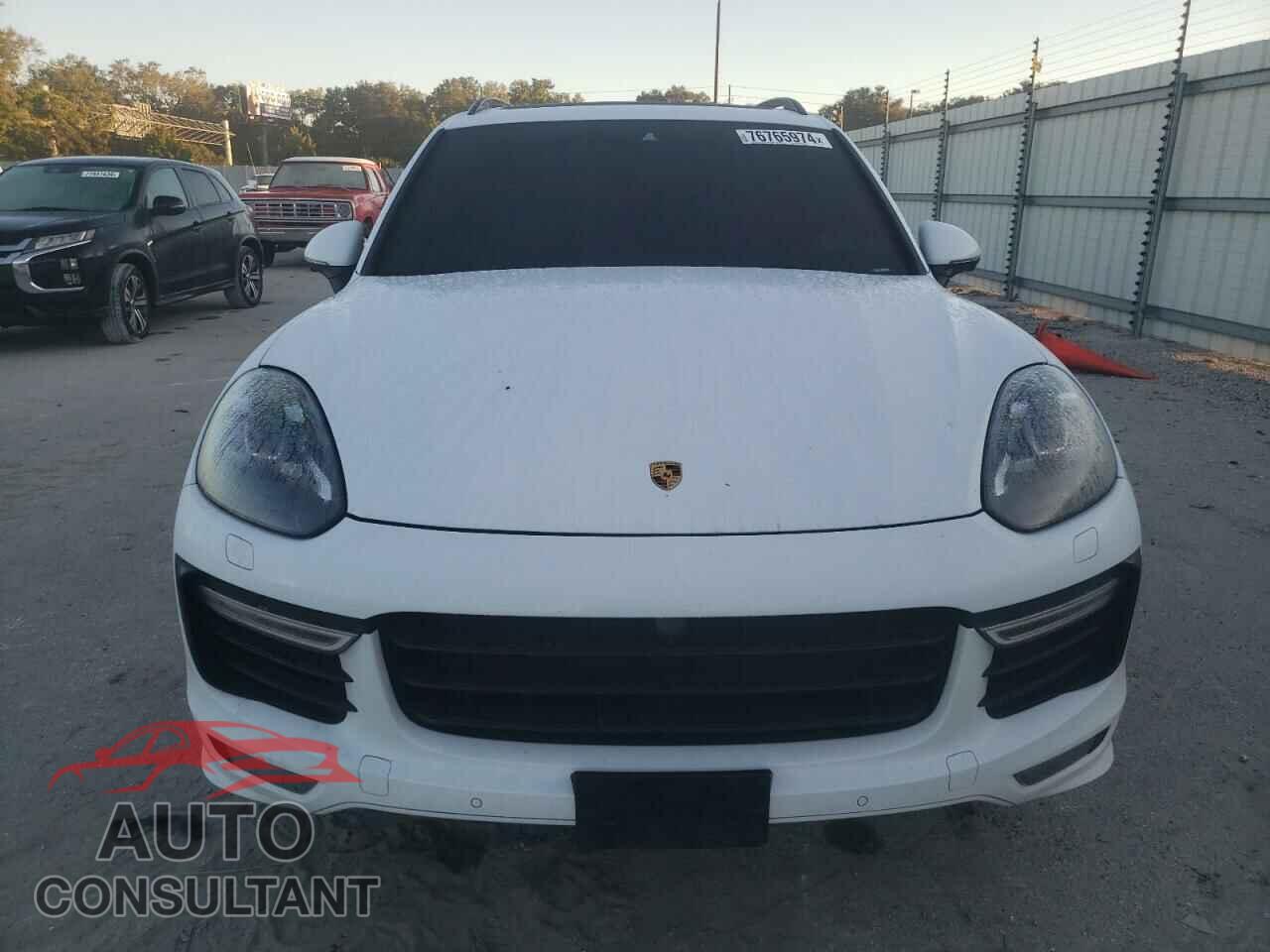 PORSCHE CAYENNE 2017 - WP1AD2A29HLA83277