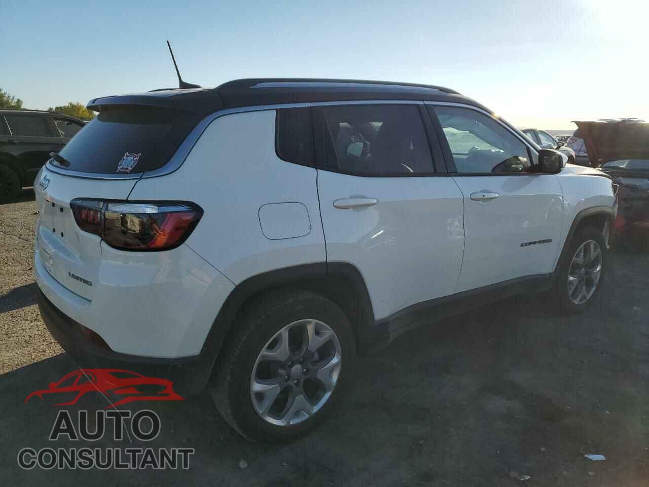 JEEP COMPASS 2021 - 3C4NJDCB2MT537811