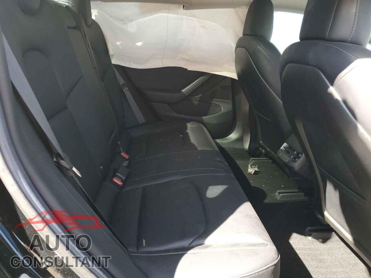 TESLA MODEL 3 2018 - 5YJ3E1EA6JF013330