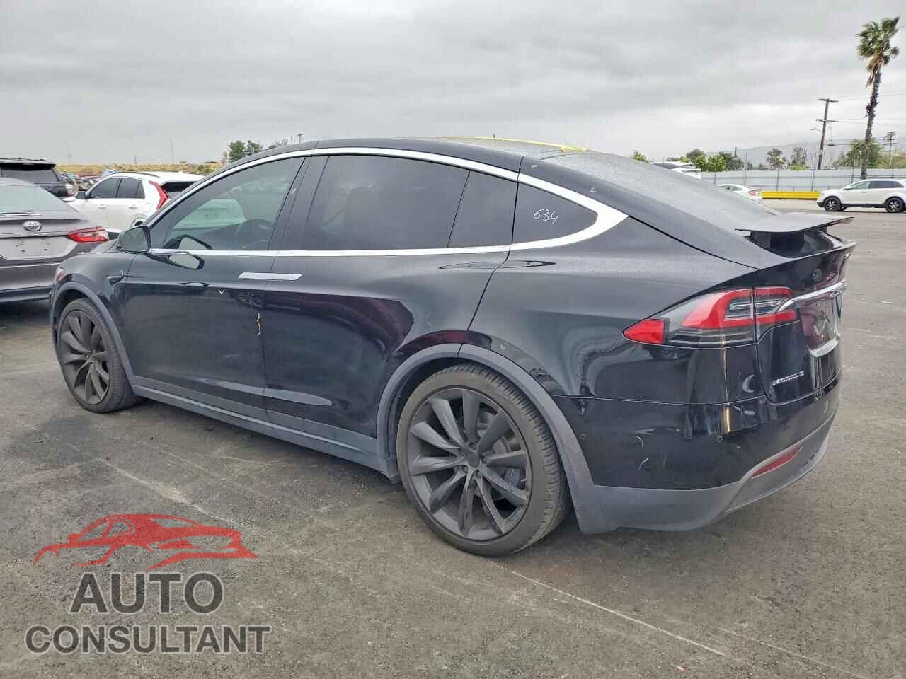 TESLA MODEL X 2017 - 5YJXCBE28HF074565