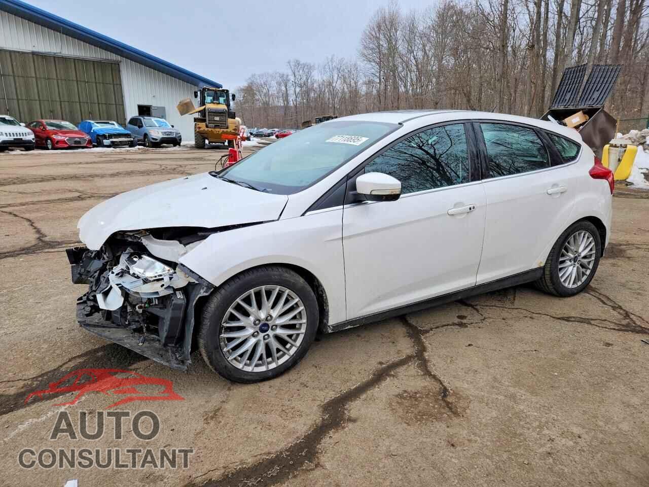FORD FOCUS 2014 - 1FADP3N20EL250908
