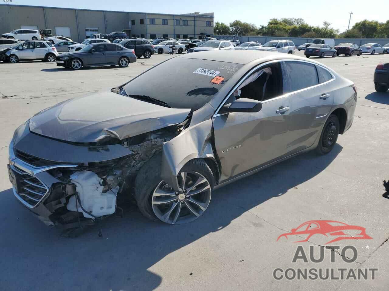 CHEVROLET MALIBU 2022 - 1G1ZD5ST1NF118555