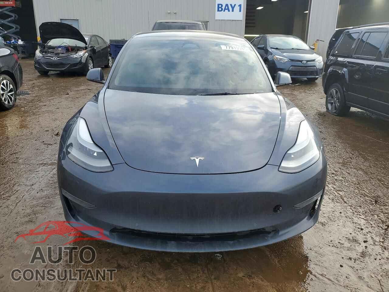 TESLA MODEL 3 2022 - 5YJ3E1EB2NF273092