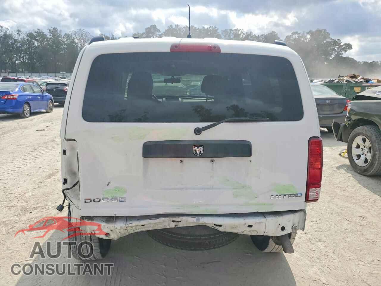 DODGE NITRO 2011 - 1D4PT4GK8BW587135