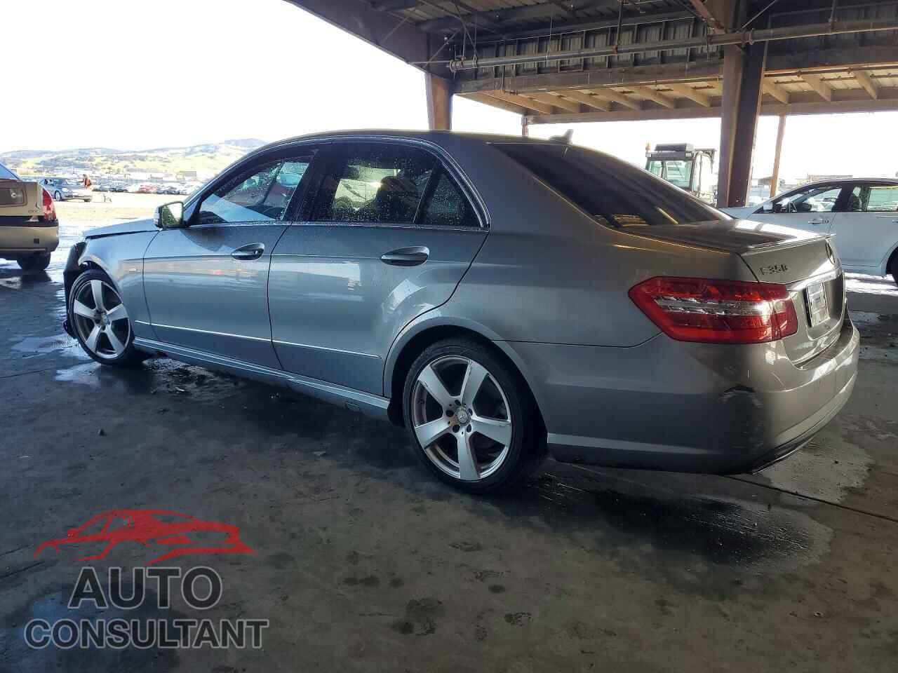 MERCEDES-BENZ E-CLASS 2012 - WDDHF5KB1CA593899