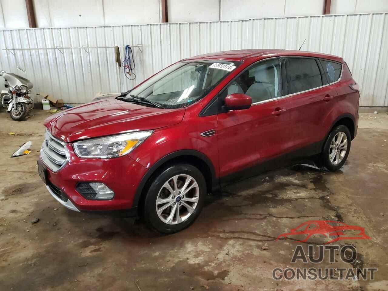 FORD ESCAPE 2017 - 1FMCU9G95HUB58022