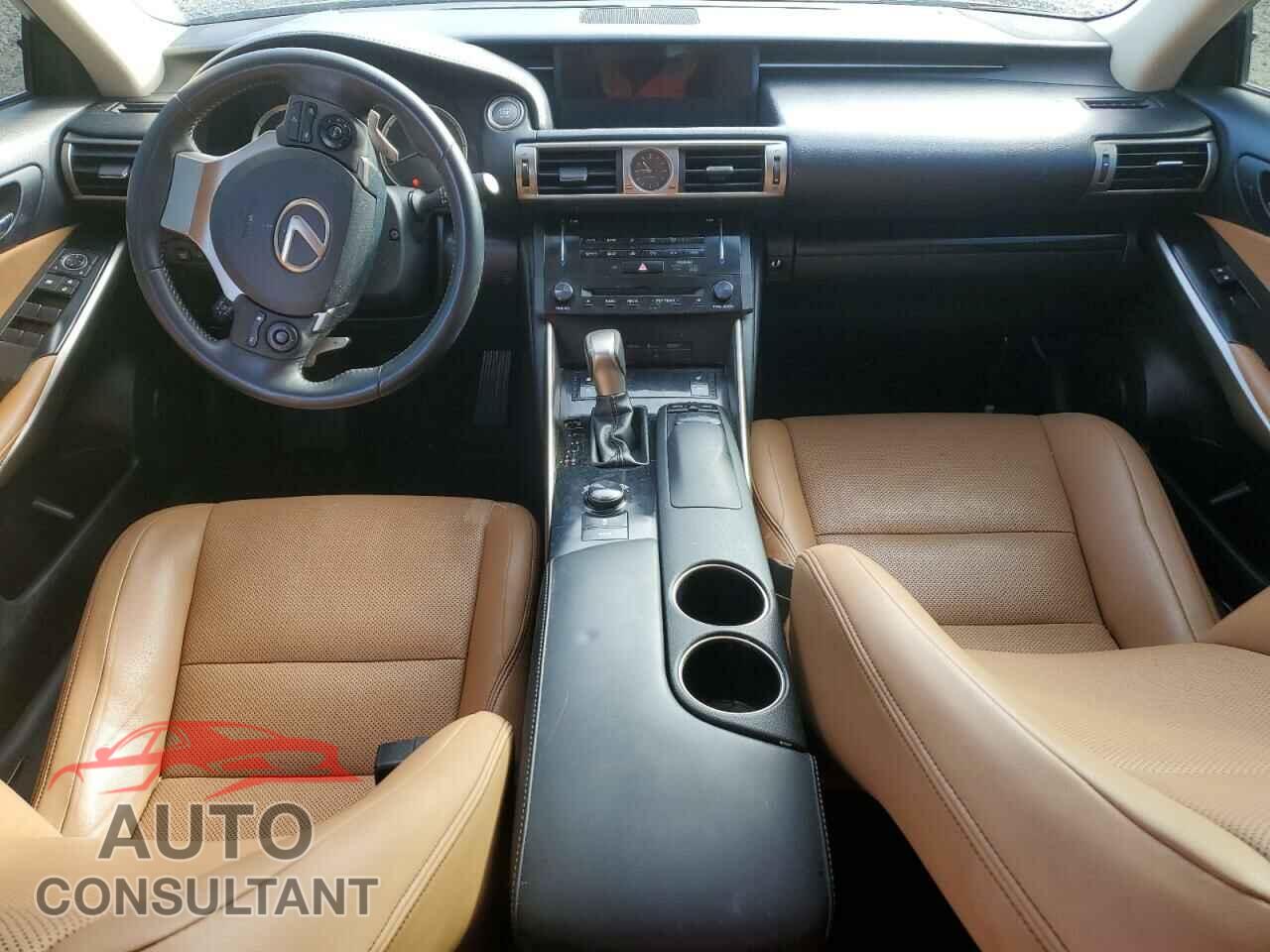 LEXUS IS 2014 - JTHBE1D23E5004838