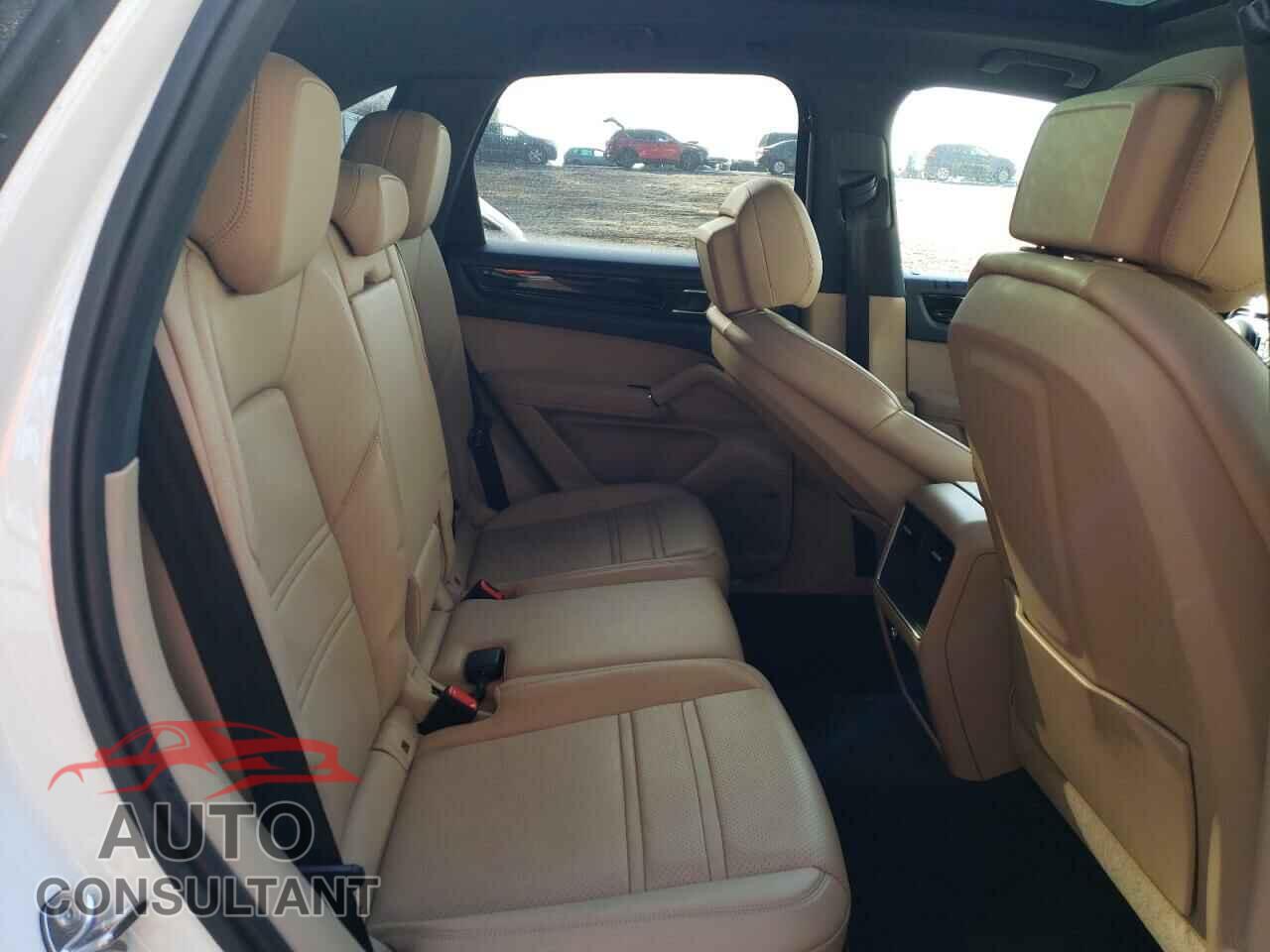 PORSCHE CAYENNE 2021 - WP1AA2AY4MDA01215