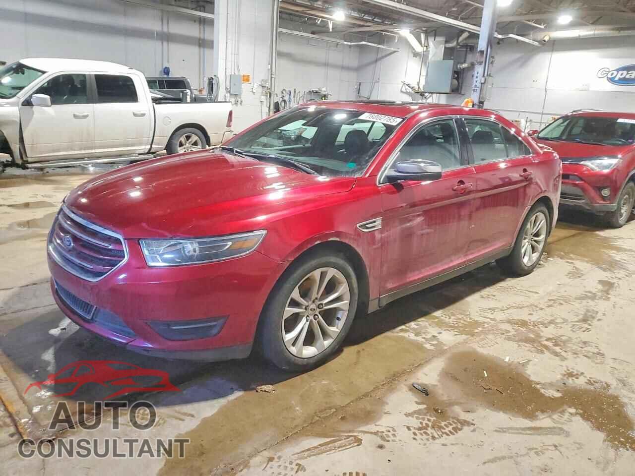 FORD TAURUS 2018 - 1FAHP2J84JG128643