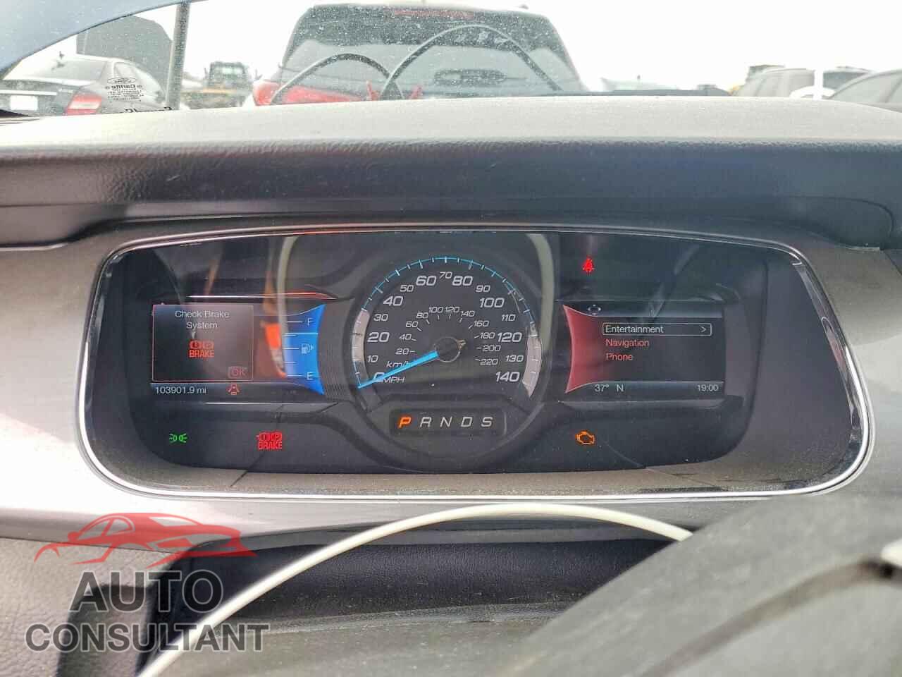 FORD TAURUS 2016 - 1FAHP2E85GG131599