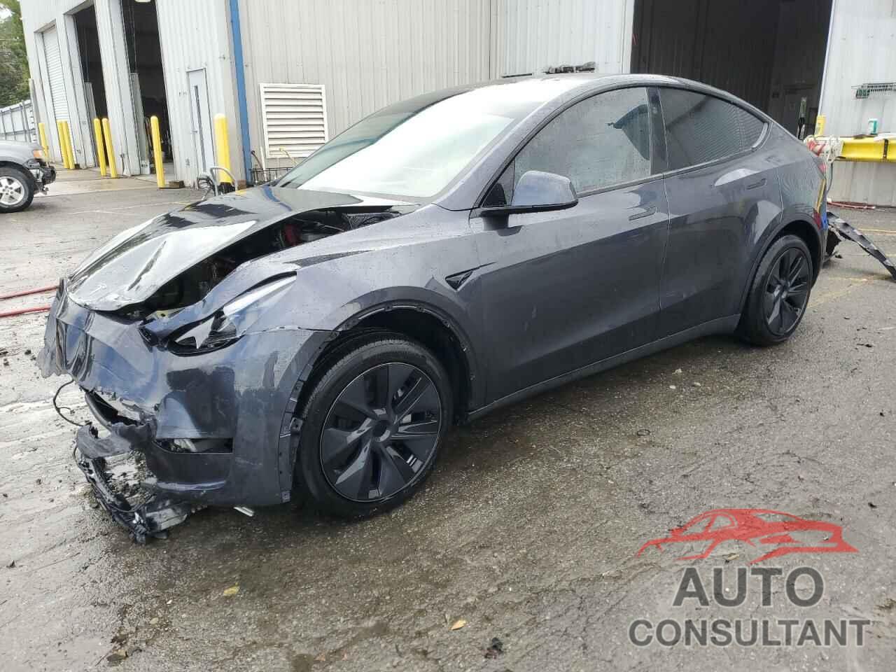 TESLA MODEL Y 2024 - 7SAYGDED1RA303983
