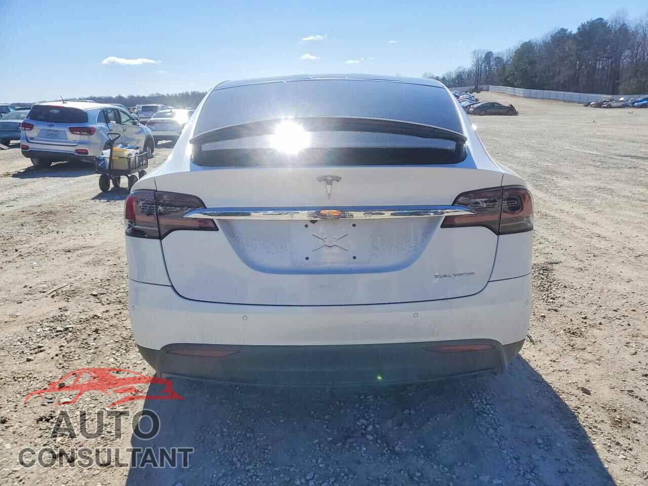 TESLA MODEL X 2021 - 5YJXCAE23MF322872