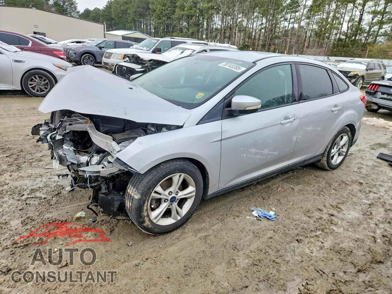FORD FOCUS 2014 - 1FADP3F23EL435324