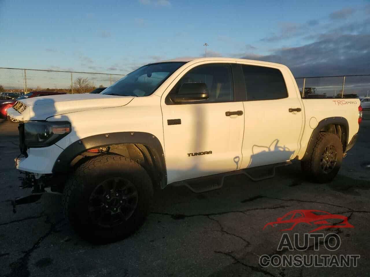 TOYOTA TUNDRA 2016 - 5TFDW5F17GX527189