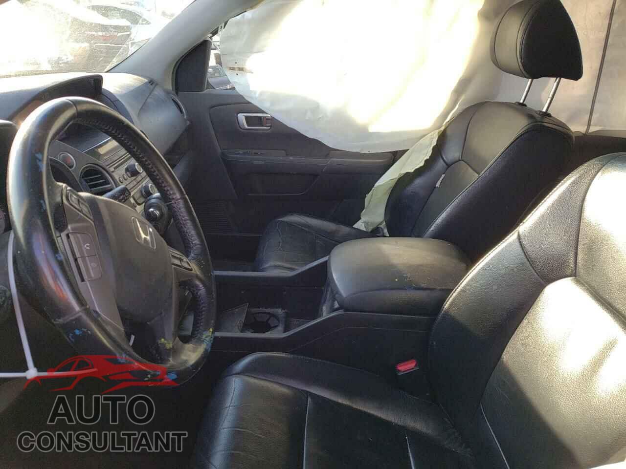 HONDA PILOT 2013 - 5FNYF4H58DB002997