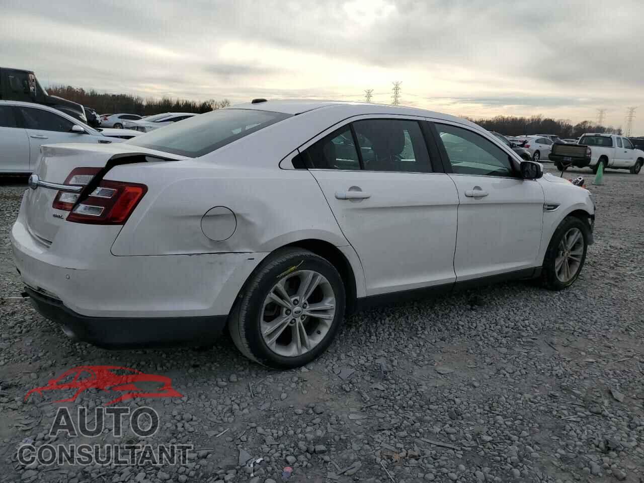 FORD TAURUS 2016 - 1FAHP2E81GG134449