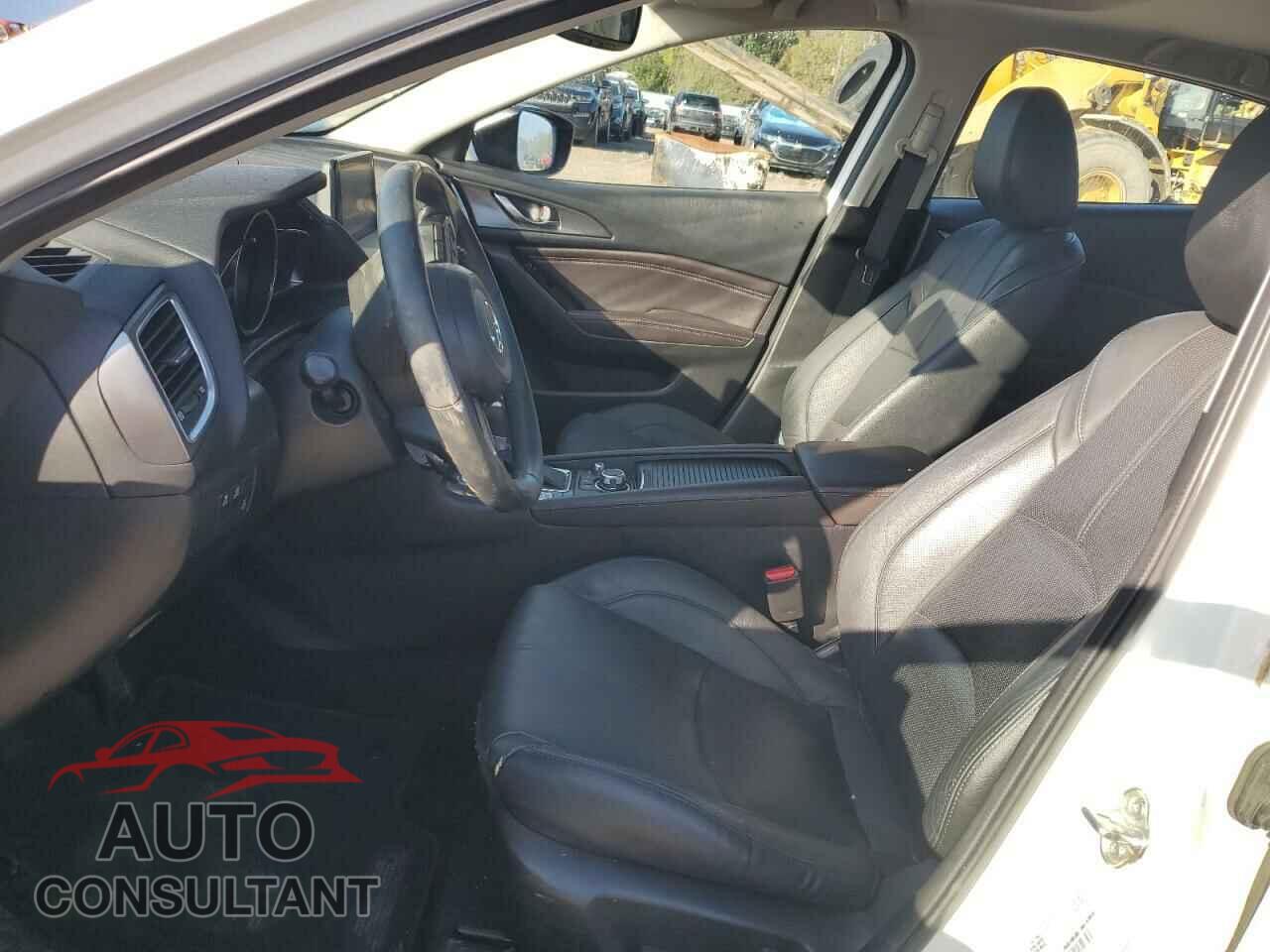 MAZDA 3 2017 - 3MZBN1W36HM149830