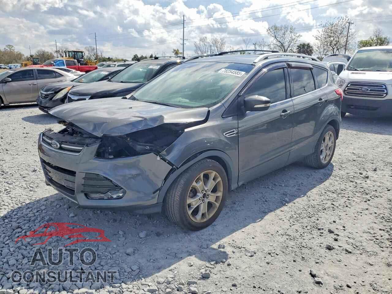 FORD ESCAPE 2016 - 1FMCU0J90GUB44208