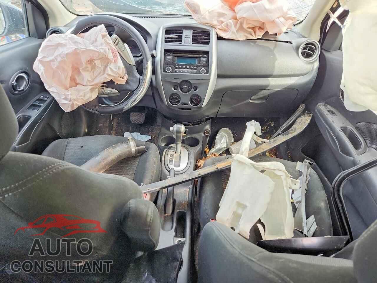 NISSAN VERSA 2017 - 3N1CN7AP3HL847387