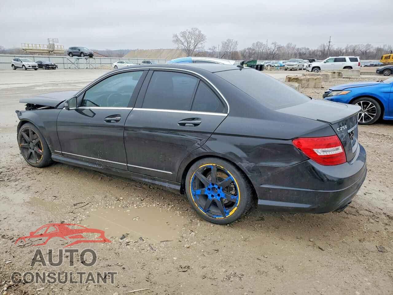 MERCEDES-BENZ C 2014 - WDDGF4HB7EA961356