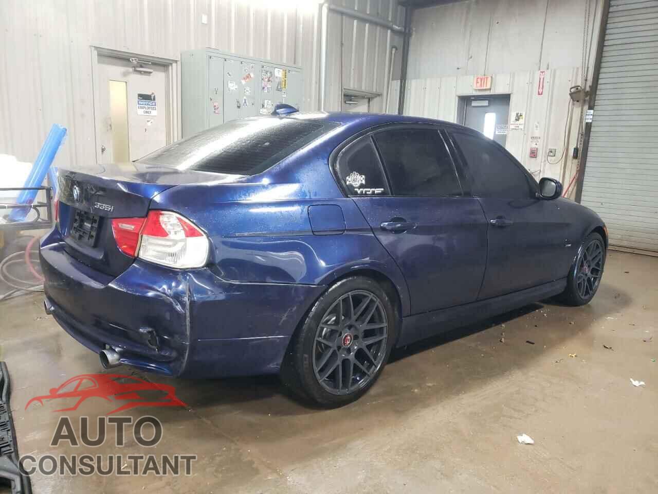 BMW 3 SERIES 2011 - WBAPL5G52BNN22829