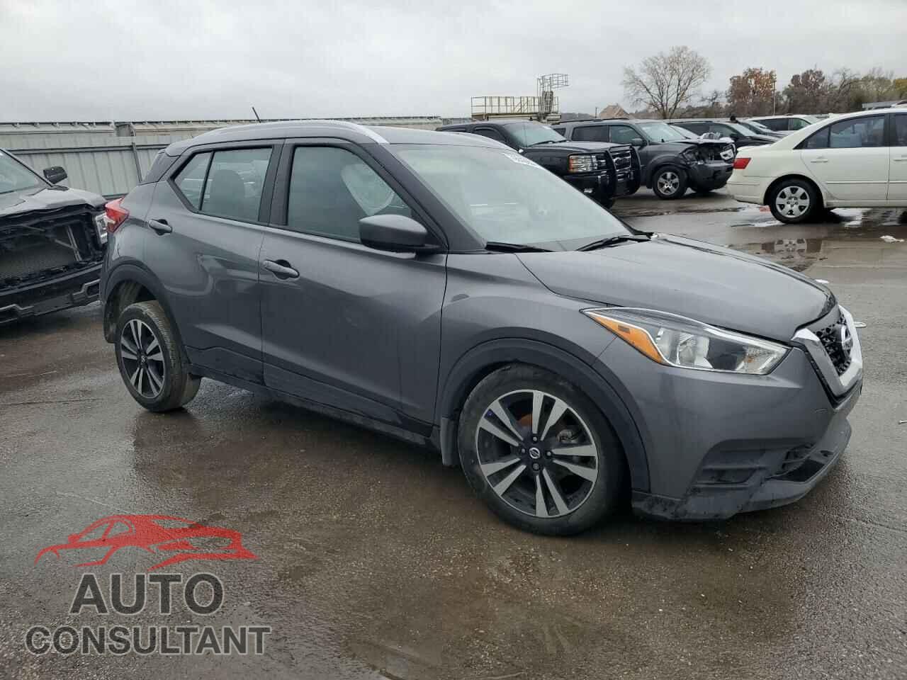 NISSAN KICKS 2019 - 3N1CP5CU3KL558163