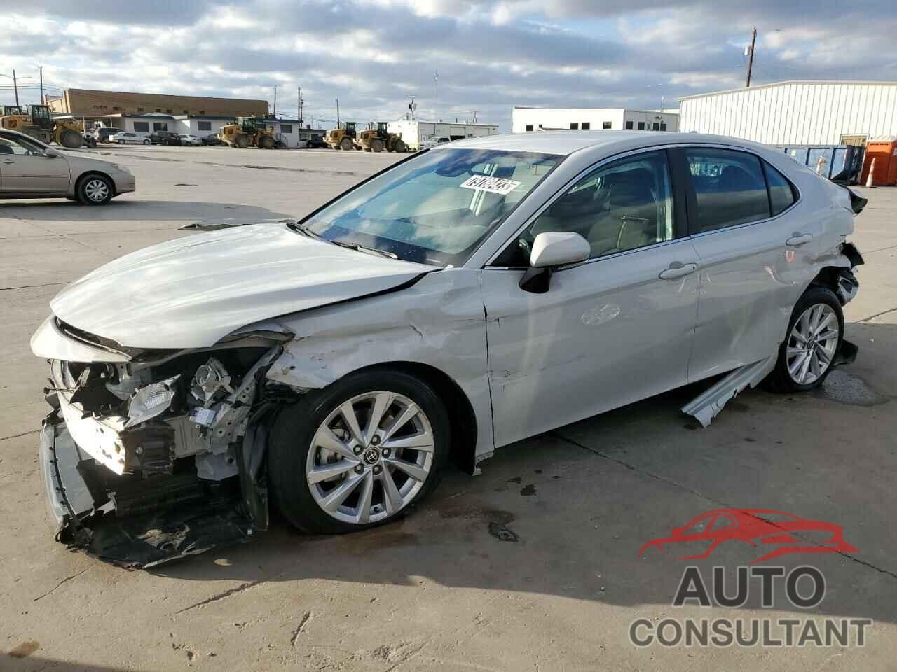 TOYOTA CAMRY 2023 - 4T1C11AK4PU187001