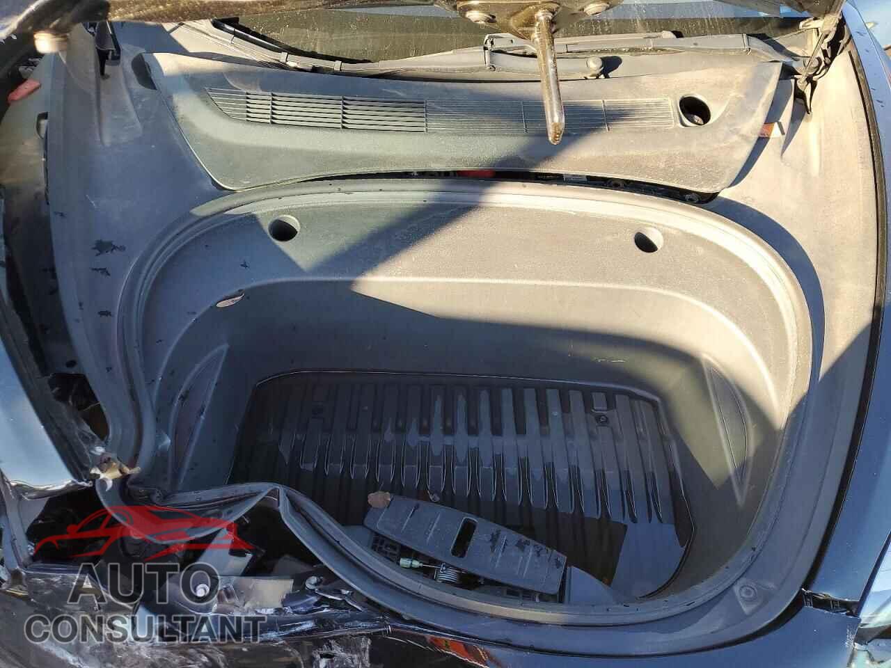 TESLA MODEL 3 2021 - 5YJ3E1EB2MF979512