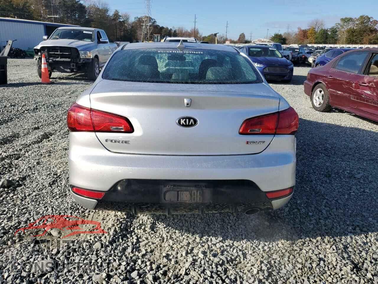 KIA FORTE 2014 - KNAFX6A80E5250701
