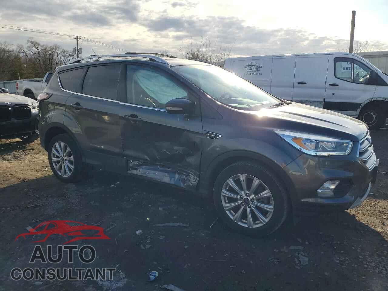 FORD ESCAPE 2017 - 1FMCU9JD3HUD63478