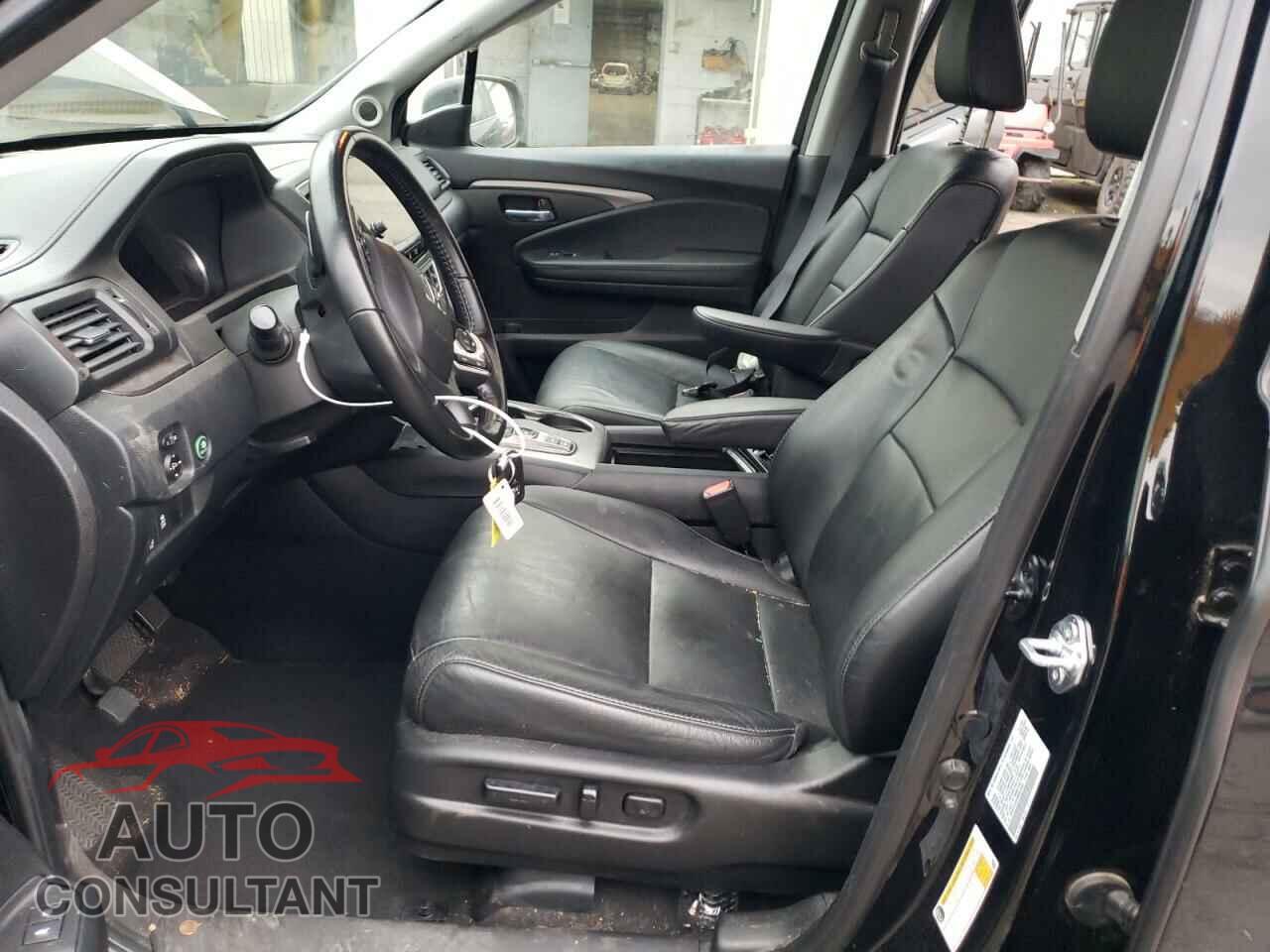 HONDA PILOT 2021 - 5FNYF5H25MB022636