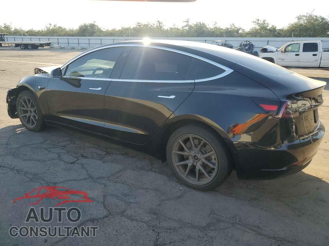 TESLA MODEL 3 2019 - 5YJ3E1EA5KF406379