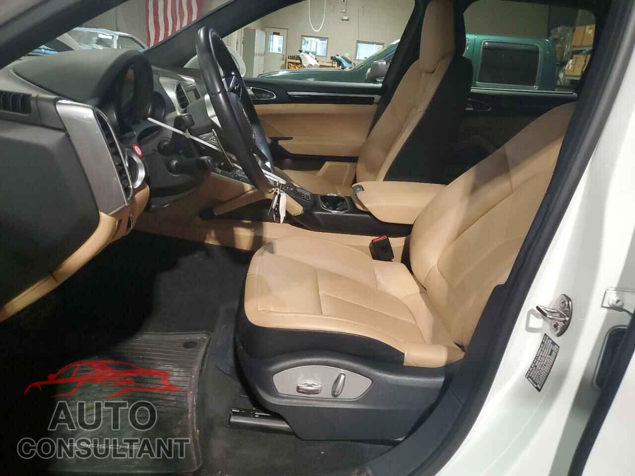 PORSCHE CAYENNE 2016 - WP1AA2A2XGLA10975