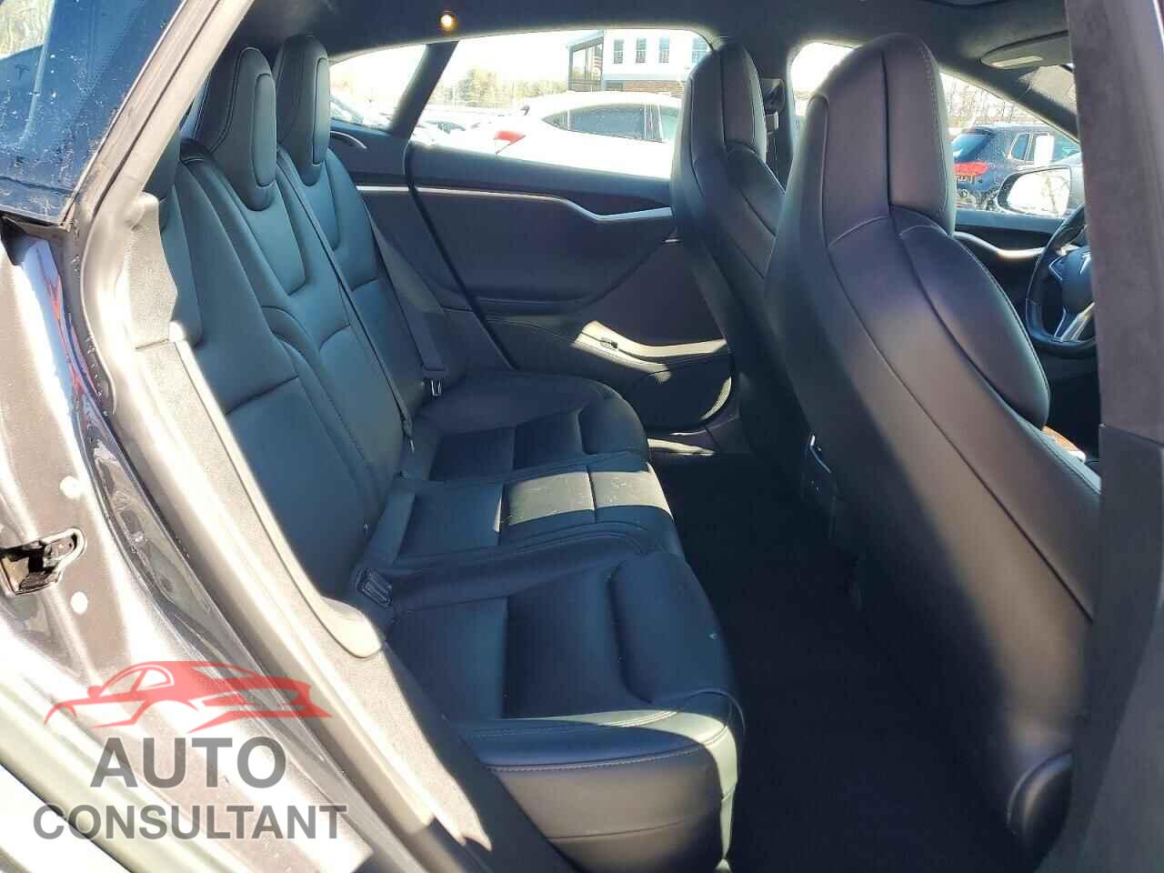 TESLA MODEL S 2018 - 5YJSA1E28JF246268